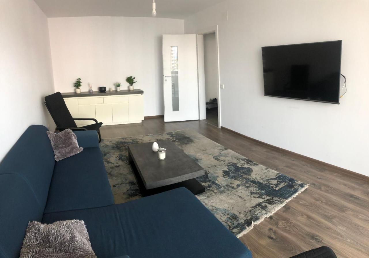 Max Apartament Lägenhet Braşov Exteriör bild